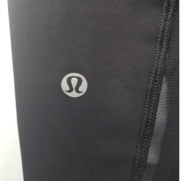 Lululemon | Outrun 17" Cropped Mesh Panel Leggings Black Reflective Size 6 - Picture 9 of 13